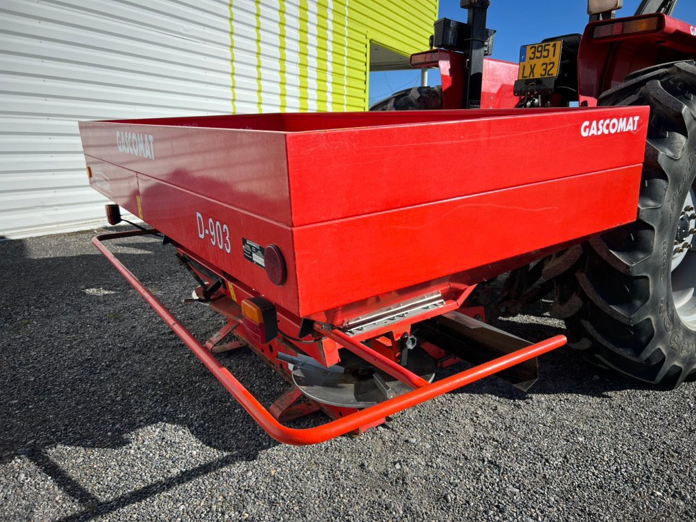 Düngerstreuer tip Quivogne D 903, Gebrauchtmaschine in ST ELIX THEUX (Poză 2)