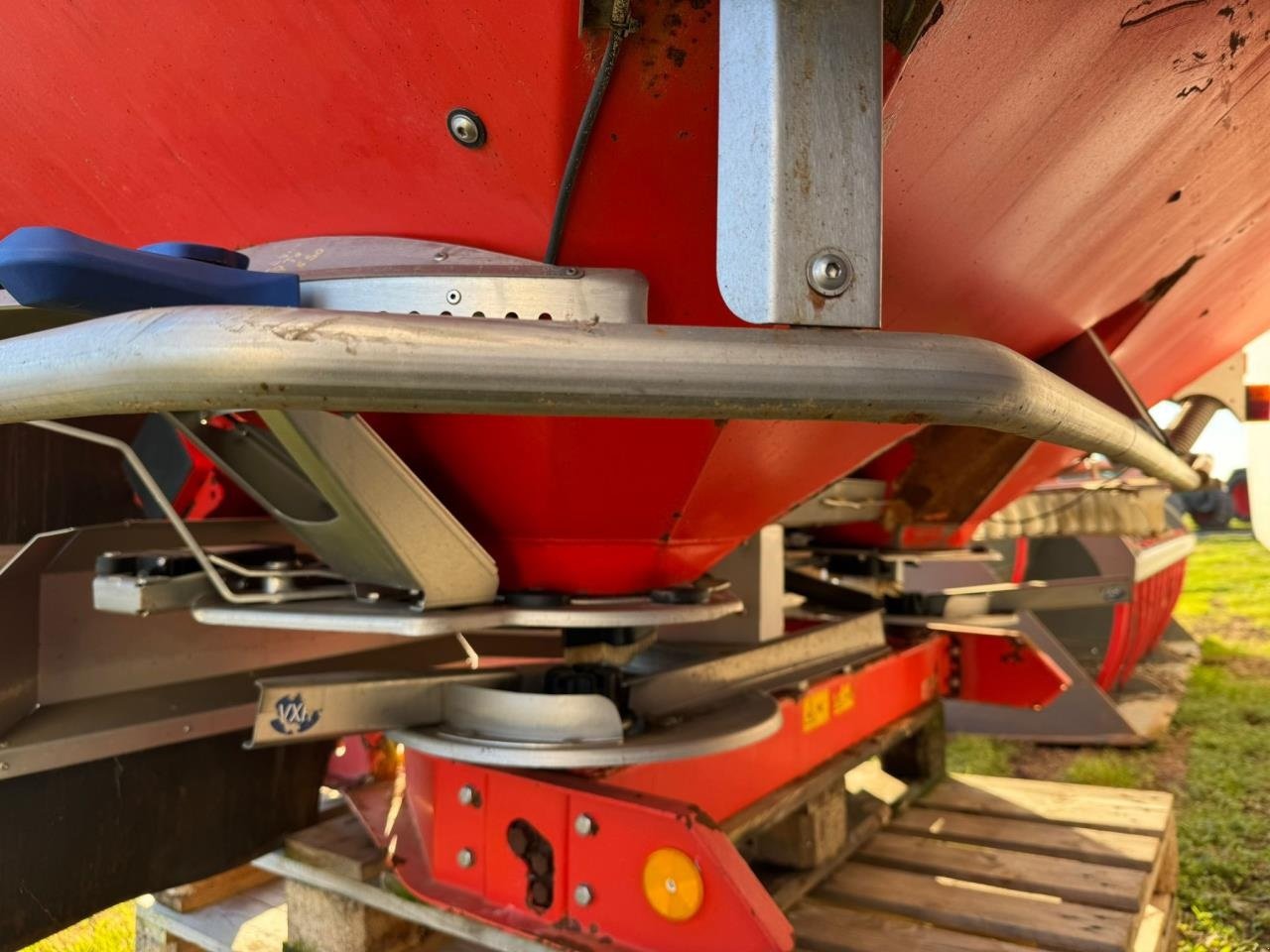 Düngerstreuer of the type Rauch 30.1 AXIS, Gebrauchtmaschine in Bramming (Picture 5)