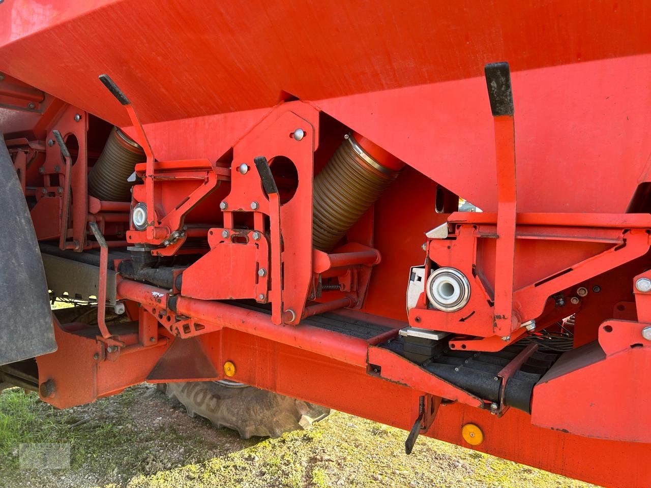 Düngerstreuer des Typs Rauch AGT 6036, Gebrauchtmaschine in Pragsdorf (Bild 8)