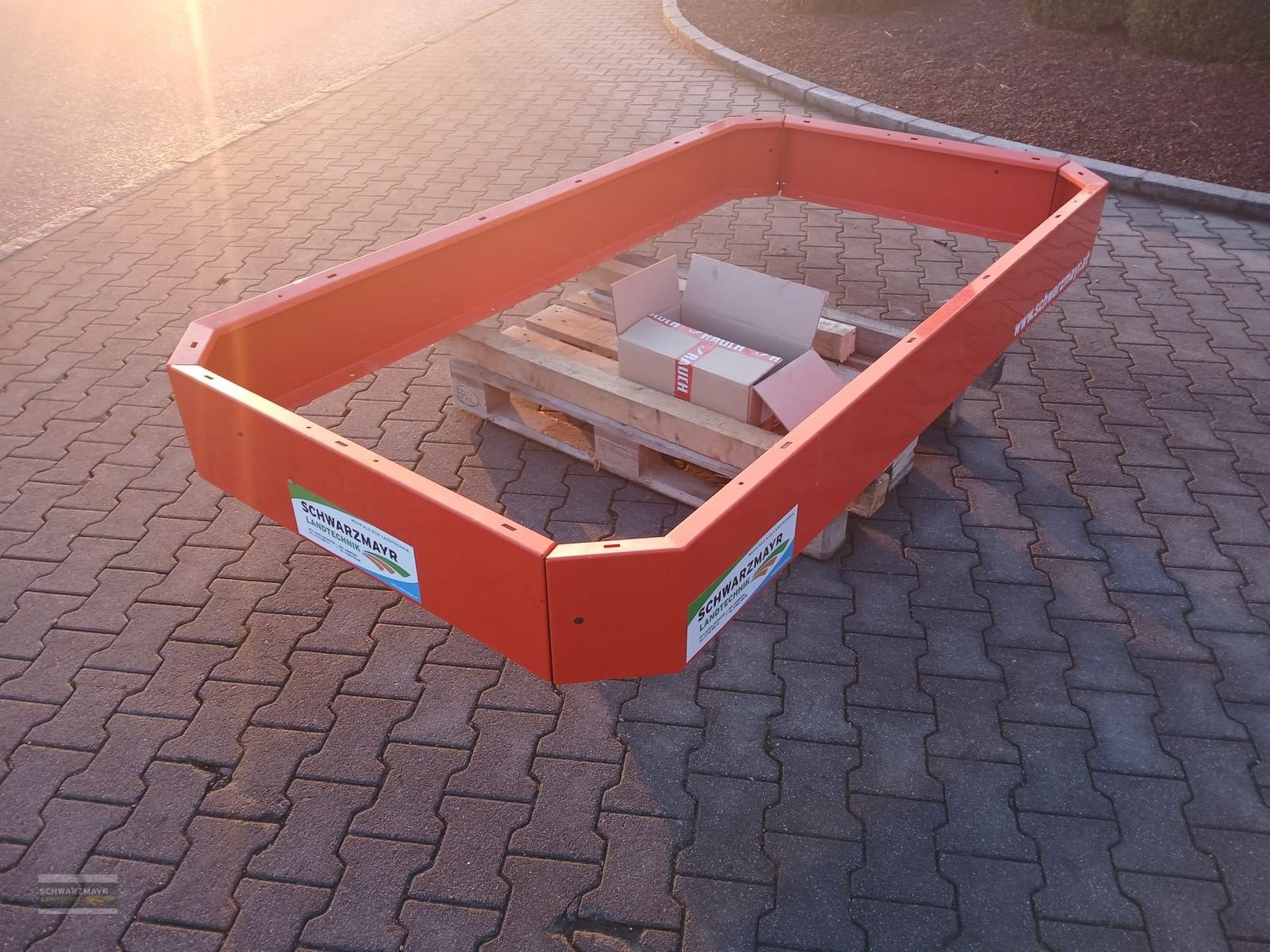 Düngerstreuer des Typs Rauch Aufsatz L800, Neumaschine in Aurolzmünster (Bild 5)