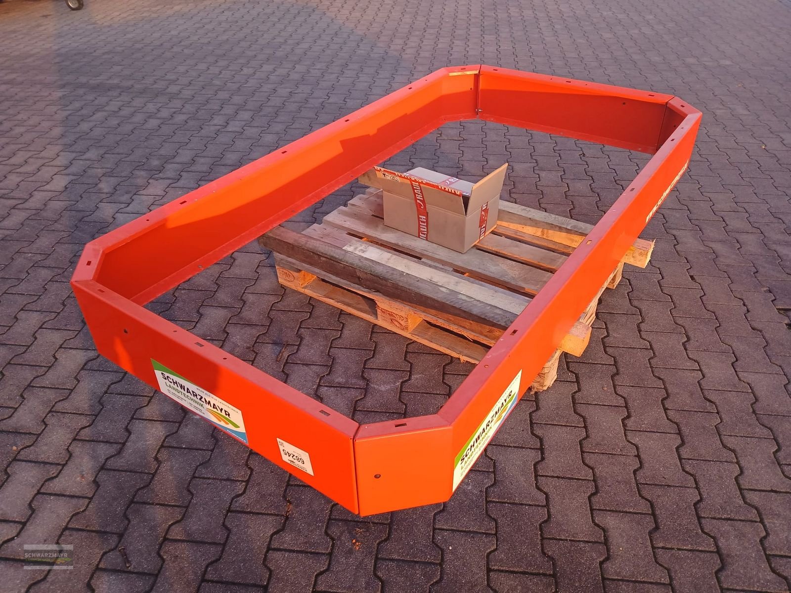 Düngerstreuer des Typs Rauch Aufsatz L800, Neumaschine in Aurolzmünster (Bild 4)