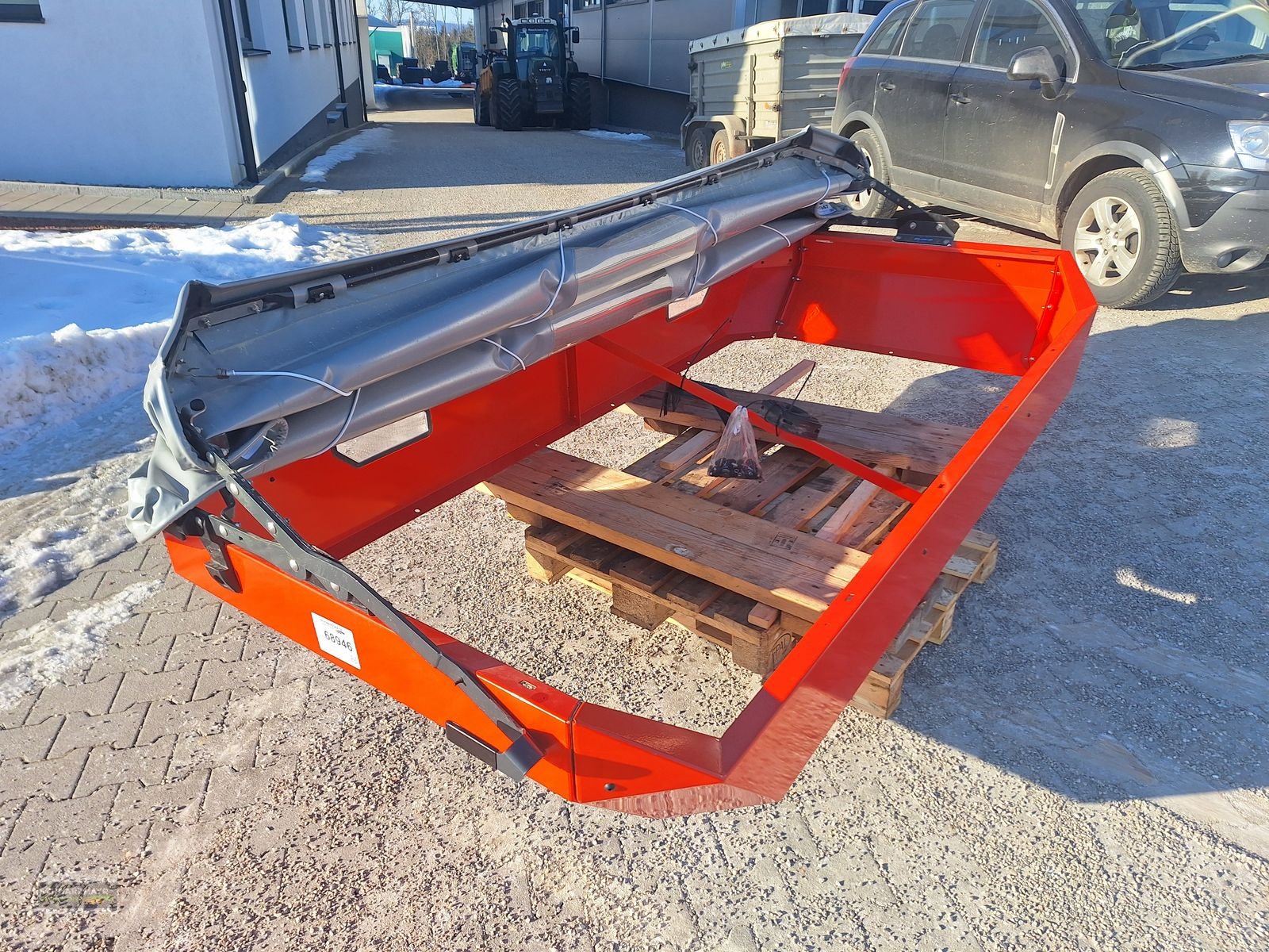 Düngerstreuer of the type Rauch Aufsatz XL 1103 und Plane AP-XL-25.2 zu AXIS Dün, Vorführmaschine in Aurolzmünster (Picture 10)