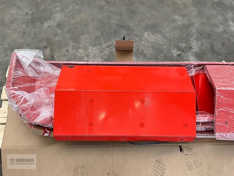 Düngerstreuer des Typs Rauch Aufsatz XL 1800  AXIS 30.2, Gebrauchtmaschine in Asendorf (Bild 4)