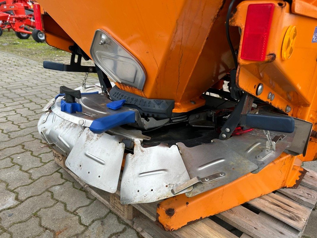Düngerstreuer des Typs Rauch Axeo 18.1, Gebrauchtmaschine in Sittensen (Bild 12)