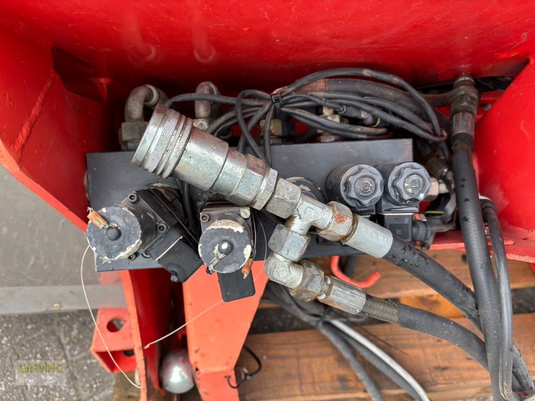 Düngerstreuer of the type Rauch Axera H 1101, Gebrauchtmaschine in Ahaus (Picture 12)