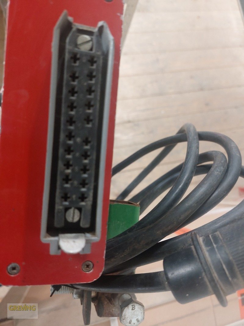 Düngerstreuer des Typs Rauch AXERA H 1101, Gebrauchtmaschine in Greven (Bild 12)