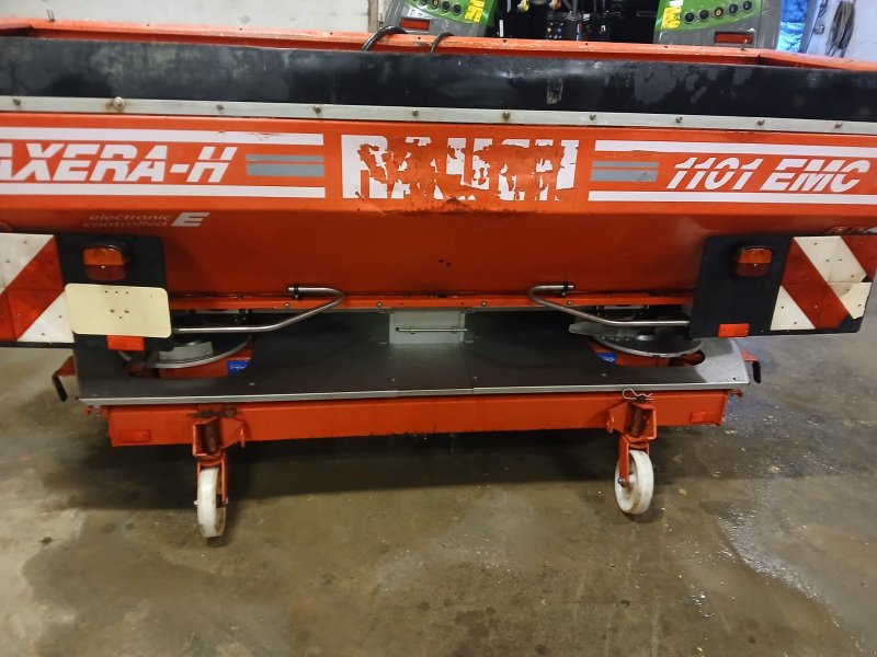 Düngerstreuer типа Rauch Axera H EMC 1101, Gebrauchtmaschine в Uffenheim (Фотография 1)