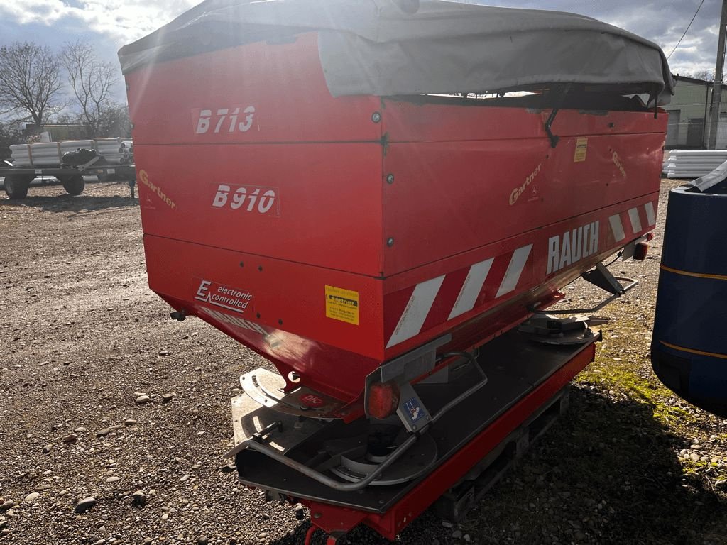 Düngerstreuer of the type Rauch AXERA H/EMC, Gebrauchtmaschine in azerailles (Picture 3)