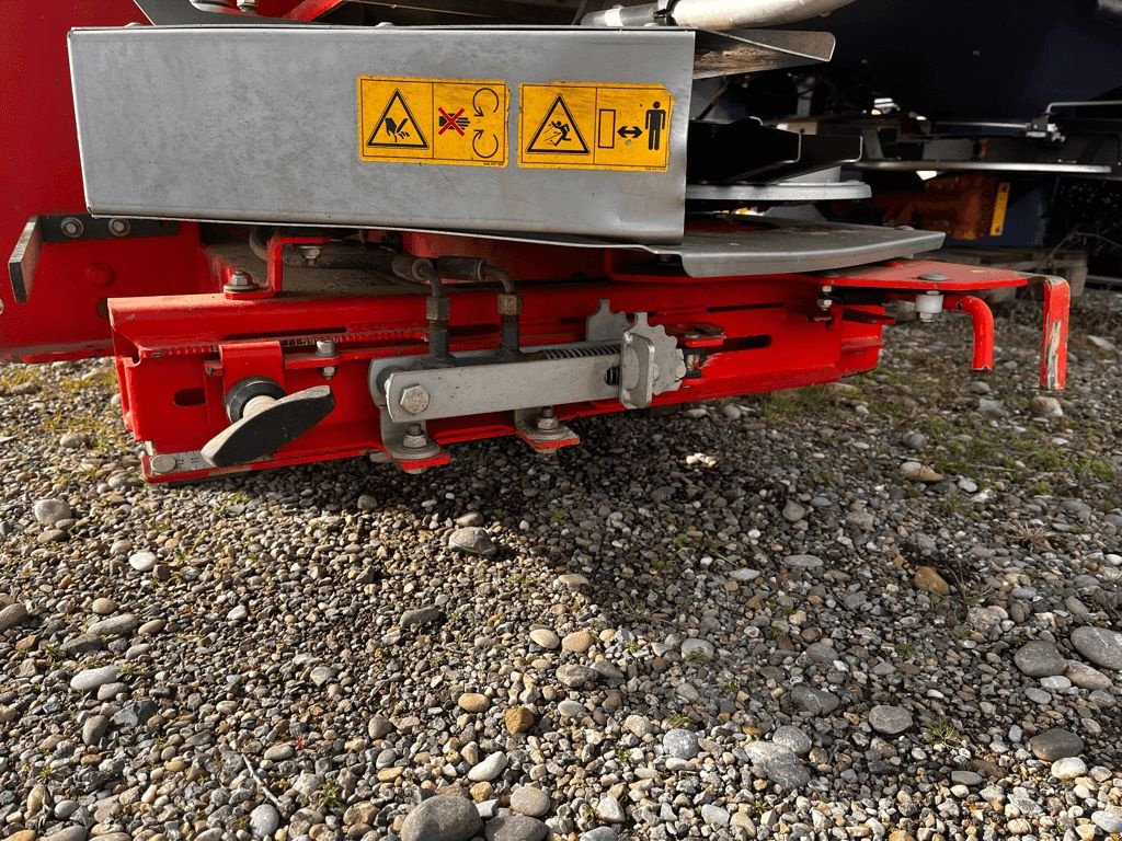 Düngerstreuer of the type Rauch AXERA H/EMC, Gebrauchtmaschine in azerailles (Picture 8)