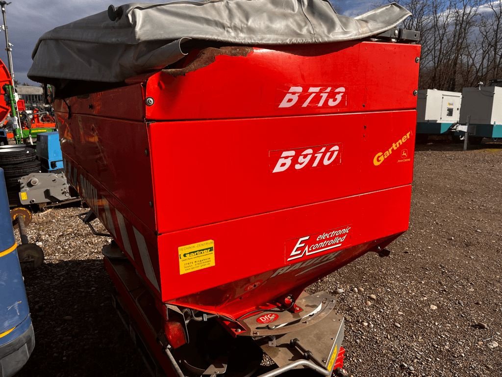 Düngerstreuer of the type Rauch AXERA H/EMC, Gebrauchtmaschine in azerailles (Picture 4)