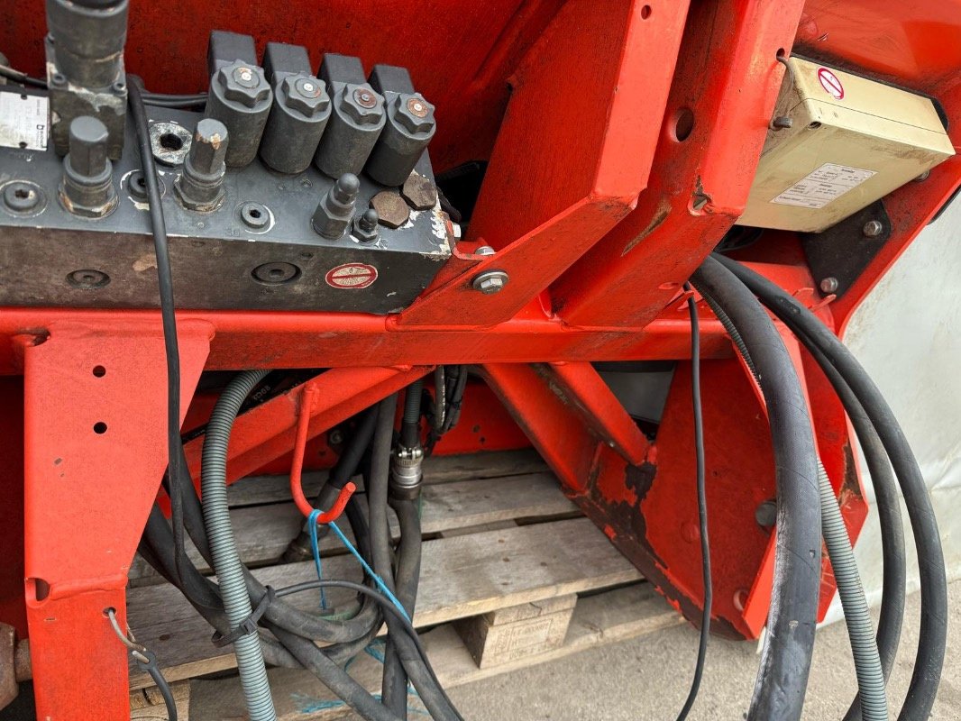 Düngerstreuer typu Rauch AXERA H/EMC, Gebrauchtmaschine v Liebenwalde (Obrázek 4)