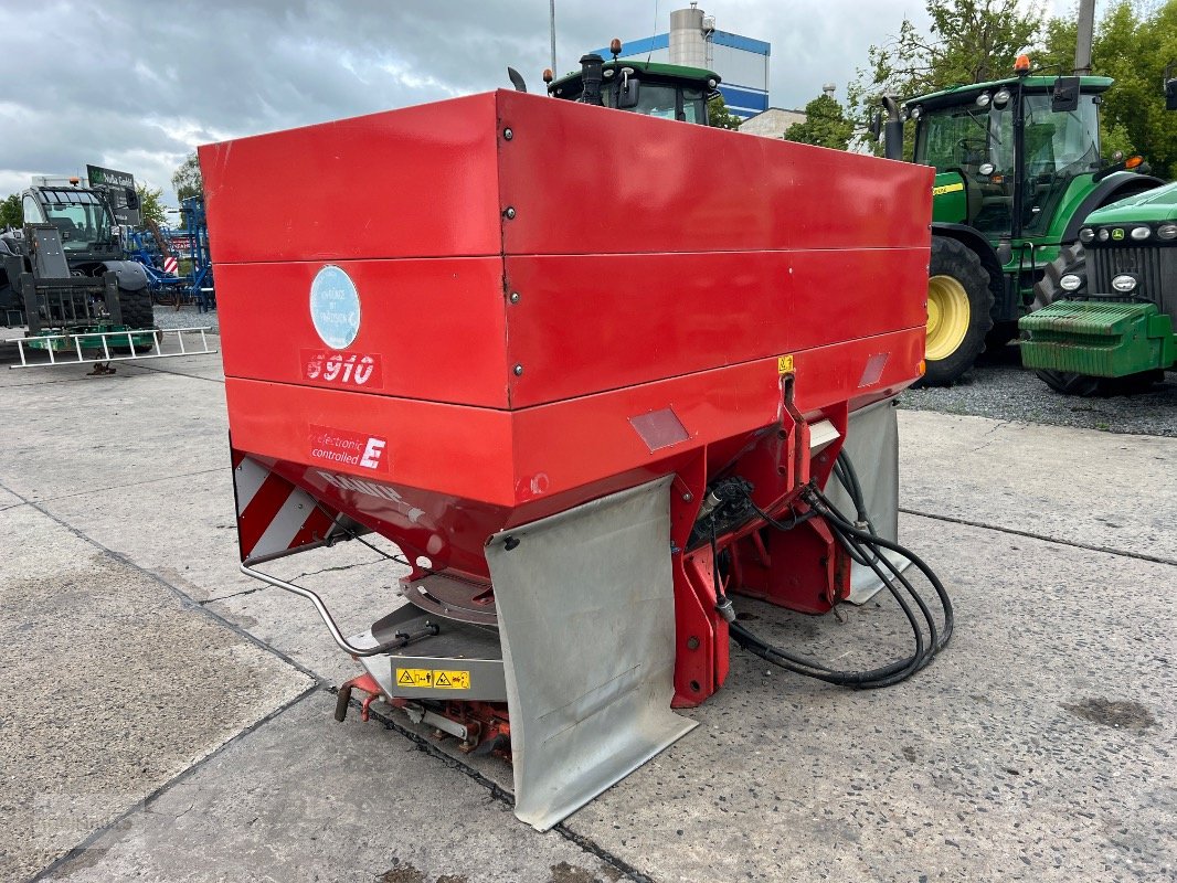 Düngerstreuer типа Rauch AXERA H/EMC, Gebrauchtmaschine в Prenzlau (Фотография 5)