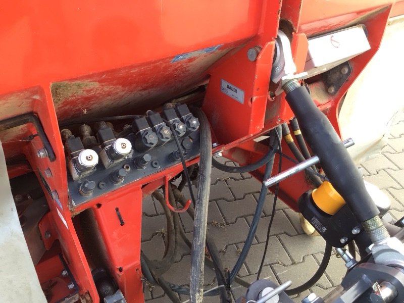 Düngerstreuer типа Rauch AXERA H/ EMC, Gebrauchtmaschine в Angermünde/OT Kerkow (Фотография 6)