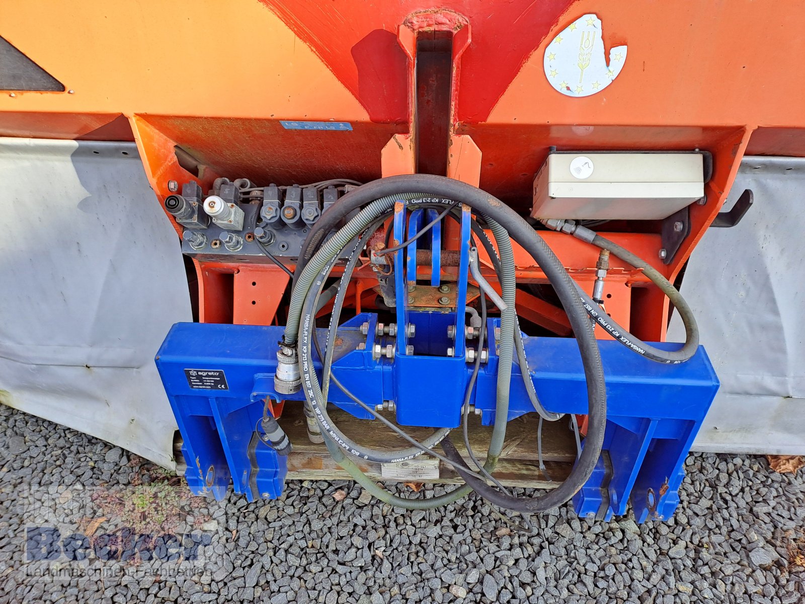 Düngerstreuer of the type Rauch Axera H EMC, Gebrauchtmaschine in Weimar-Niederwalgern (Picture 4)