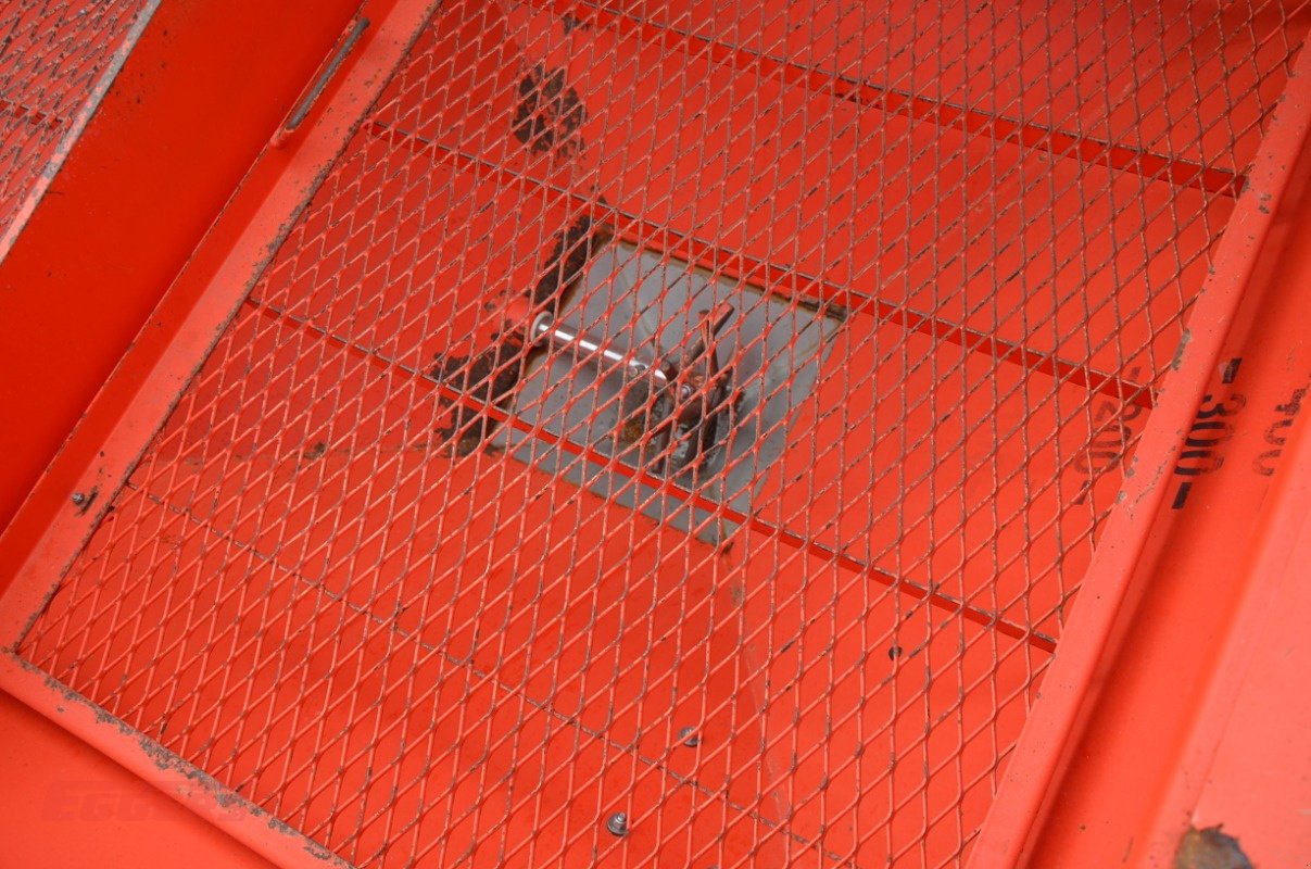 Düngerstreuer of the type Rauch AXERA H, Gebrauchtmaschine in Suhlendorf (Picture 16)