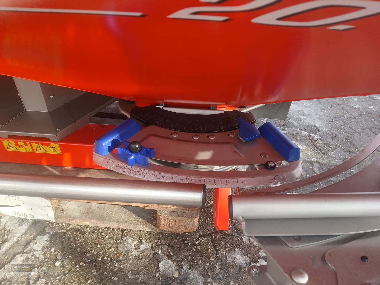 Düngerstreuer vrste Rauch AXIS 20.1 W mit 1.300 Liter Aufsatz und Abdeckpl, Gebrauchtmaschine v Aurolzmünster (Slika 13)