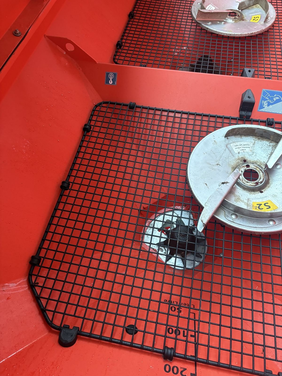 Düngerstreuer des Typs Rauch AXIS 20.1, Gebrauchtmaschine in Pischelsdorf am Engelbach (Bild 11)