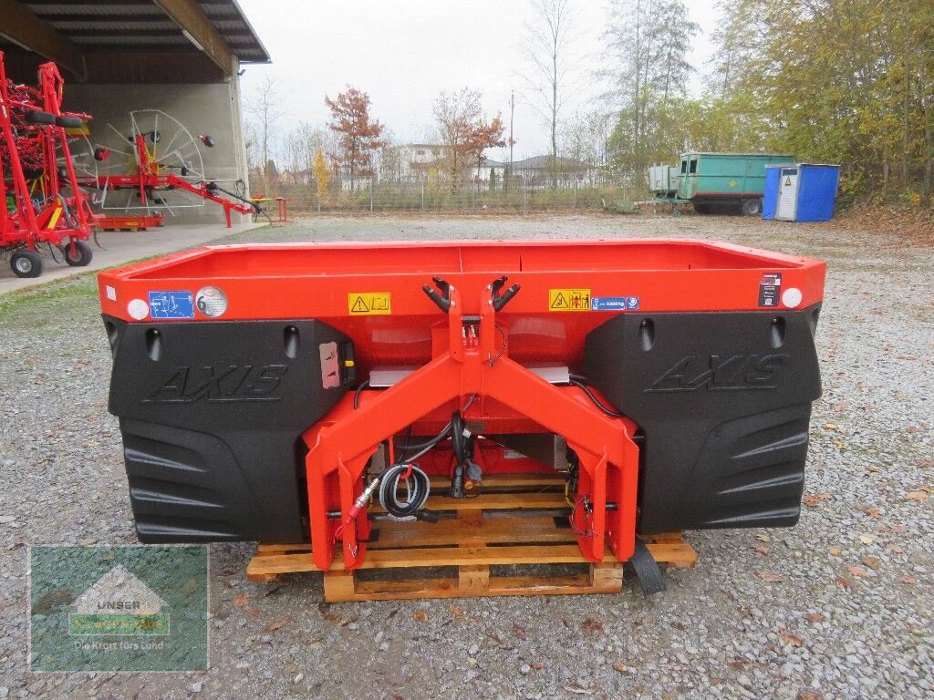 Düngerstreuer of the type Rauch AXIS 20.2 EMC+W, Neumaschine in Hofkirchen (Picture 3)