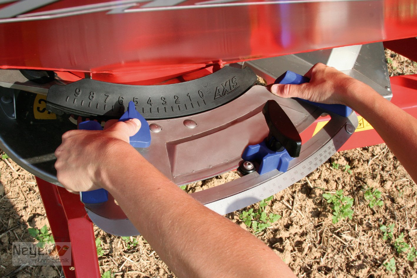 Düngerstreuer Türe ait Rauch AXIS 20.2 EMC, Neumaschine içinde Bad Waldsee Mennisweiler (resim 7)