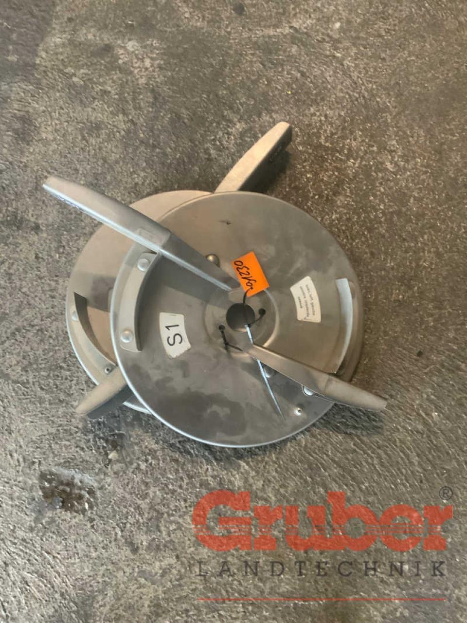 Düngerstreuer от тип Rauch AXIS 20.2 EMC, Gebrauchtmaschine в Ampfing (Снимка 9)