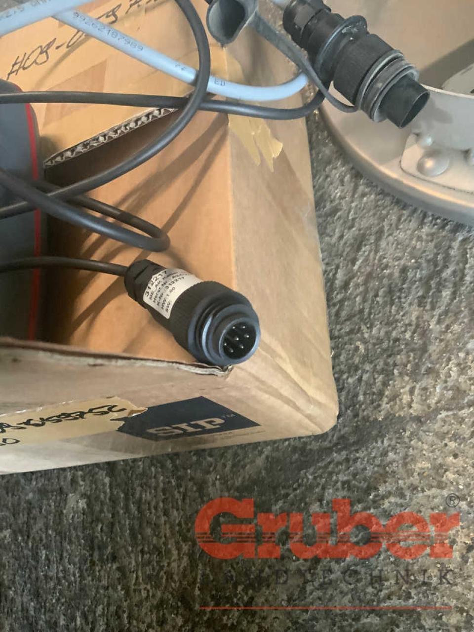 Düngerstreuer от тип Rauch AXIS 20.2 EMC, Gebrauchtmaschine в Ampfing (Снимка 12)