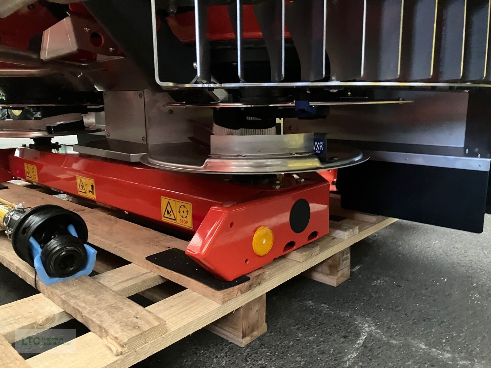 Düngerstreuer типа Rauch AXIS 25 EMC + W, Neumaschine в Herzogenburg (Фотография 14)