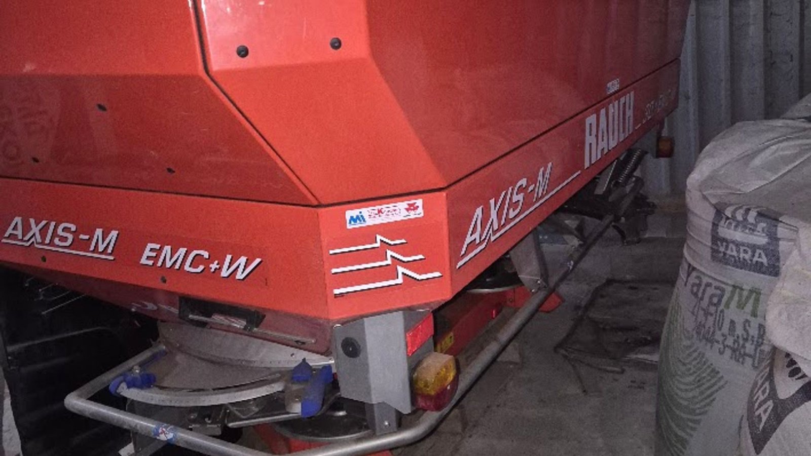 Düngerstreuer του τύπου Rauch Axis 30.1 EMC- w Axis M-30.1 EMC+W, Gebrauchtmaschine σε Middelfart (Φωτογραφία 4)
