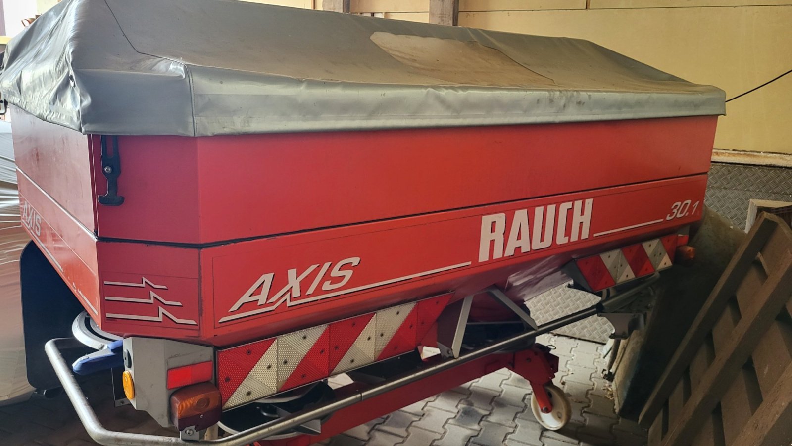 Düngerstreuer a típus Rauch Axis 30.1, Gebrauchtmaschine ekkor: Leinfelden-Echterdingen (Kép 2)