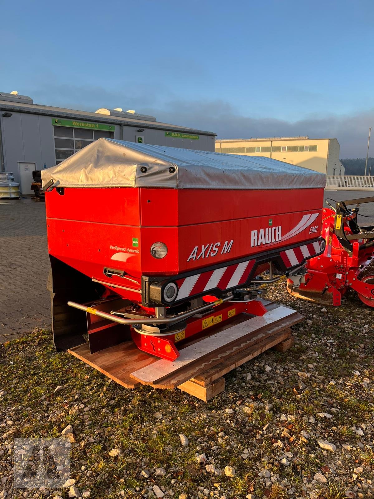 Düngerstreuer del tipo Rauch Axis 30.2 EMC-VSdyn, Gebrauchtmaschine In Regensburg (Immagine 1)
