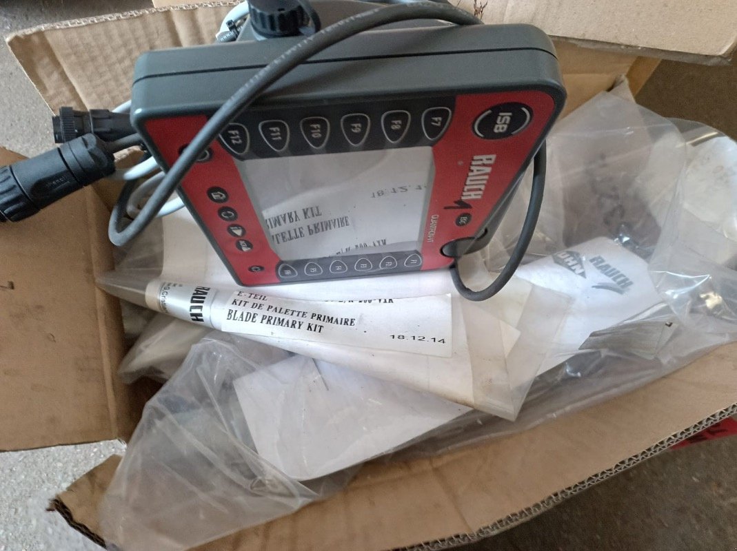 Düngerstreuer typu Rauch Axis H 30.1 EMS, Gebrauchtmaschine w Liebenwalde (Zdjęcie 2)