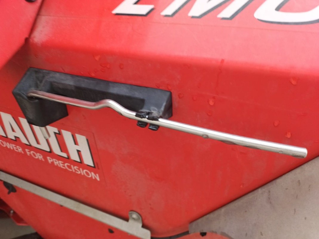 Düngerstreuer typu Rauch Axis H 30.1 EMS, Gebrauchtmaschine w Liebenwalde (Zdjęcie 12)