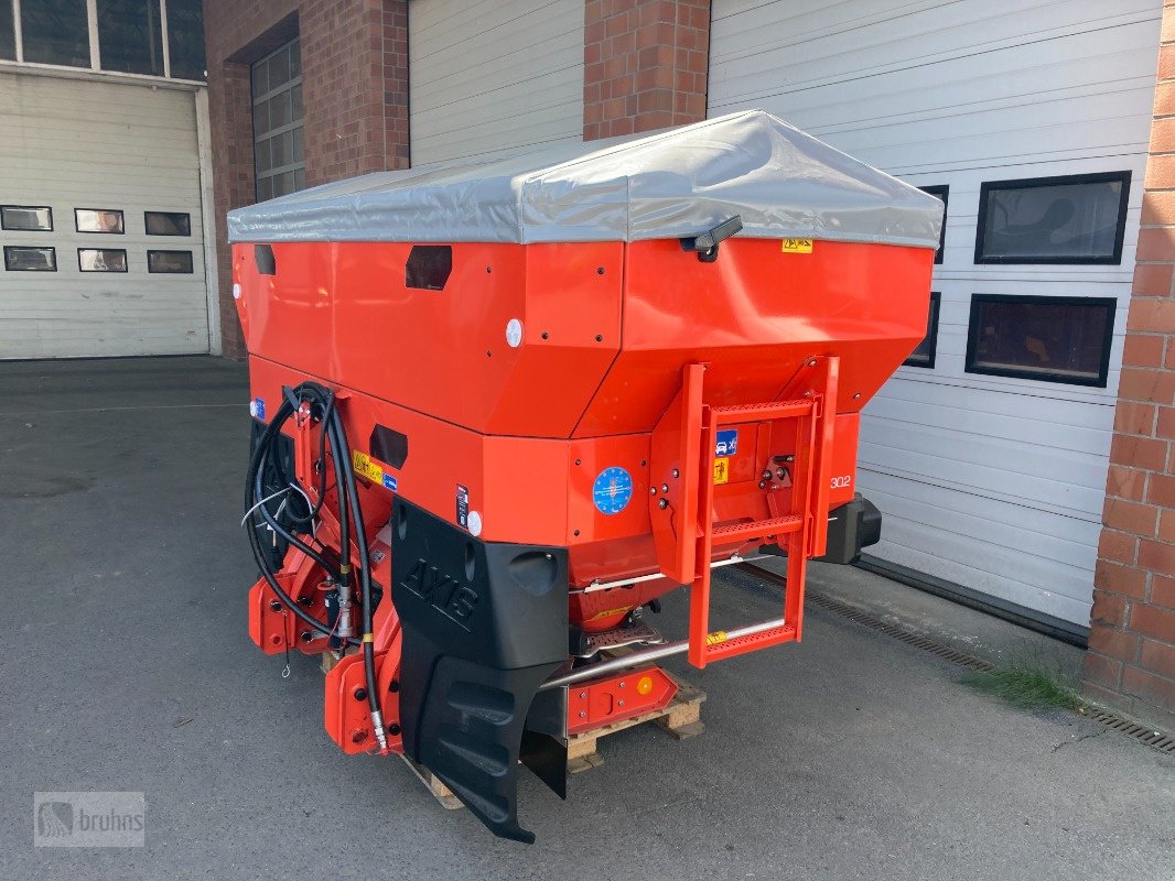 Düngerstreuer of the type Rauch AXIS H 30.2 EMC - VariSpread Pro NEU - Bj. 2025, Neumaschine in Karstädt (Picture 5)