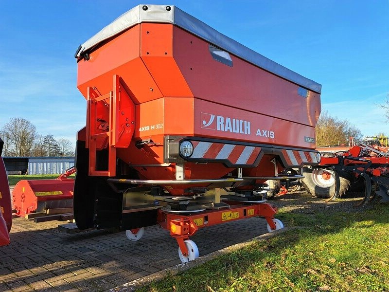 Düngerstreuer des Typs Rauch AXIS-H 30.2 EMC+W ISOBUS pro, Neumaschine in Gülzow-Prüzen OT Mühlengeez (Bild 6)