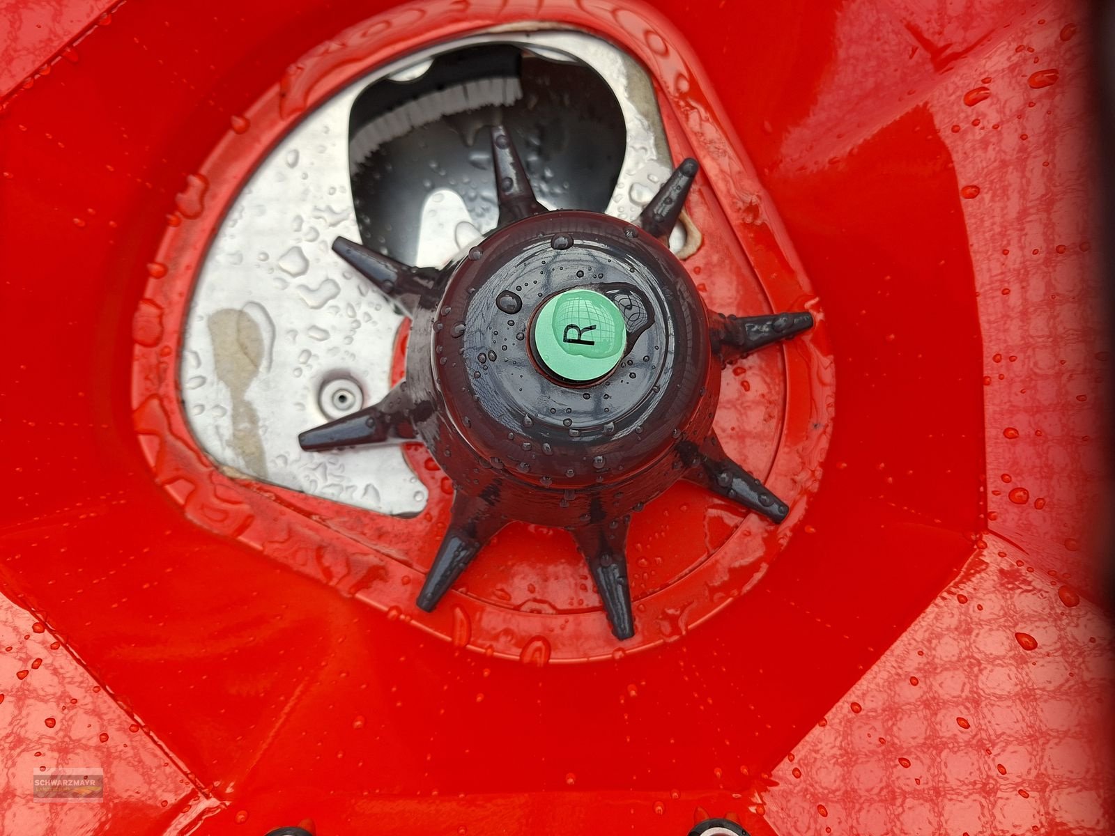 Düngerstreuer of the type Rauch Axis-H 30.2 EMC+W, Neumaschine in Gampern (Picture 11)