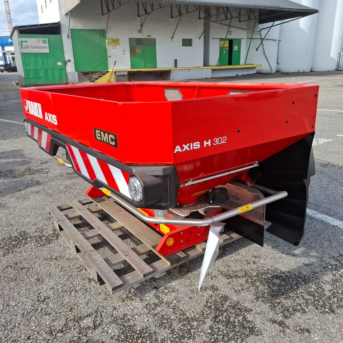 Düngerstreuer tipa Rauch Axis H30.2, Neumaschine u Geinberg (Slika 1)