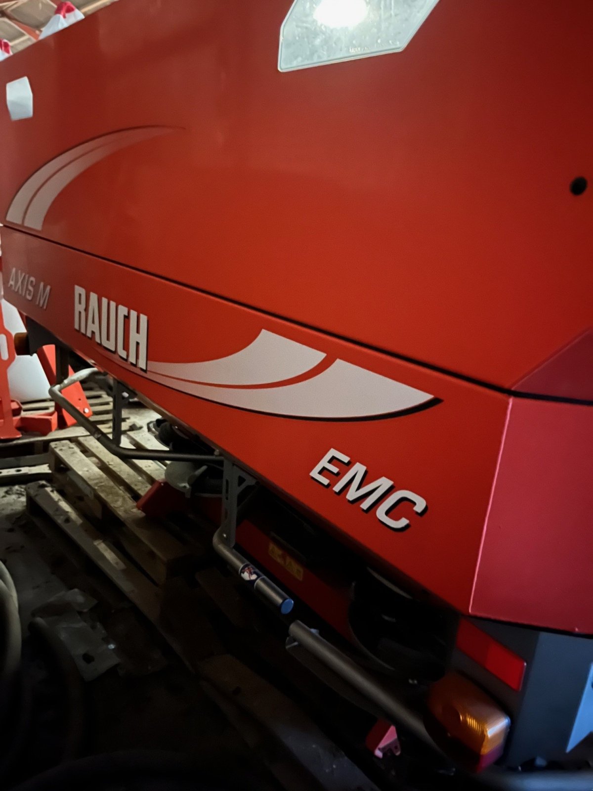 Düngerstreuer типа Rauch AXIS M 30.2 EMC Q-A, Gebrauchtmaschine в Thisted (Фотография 1)