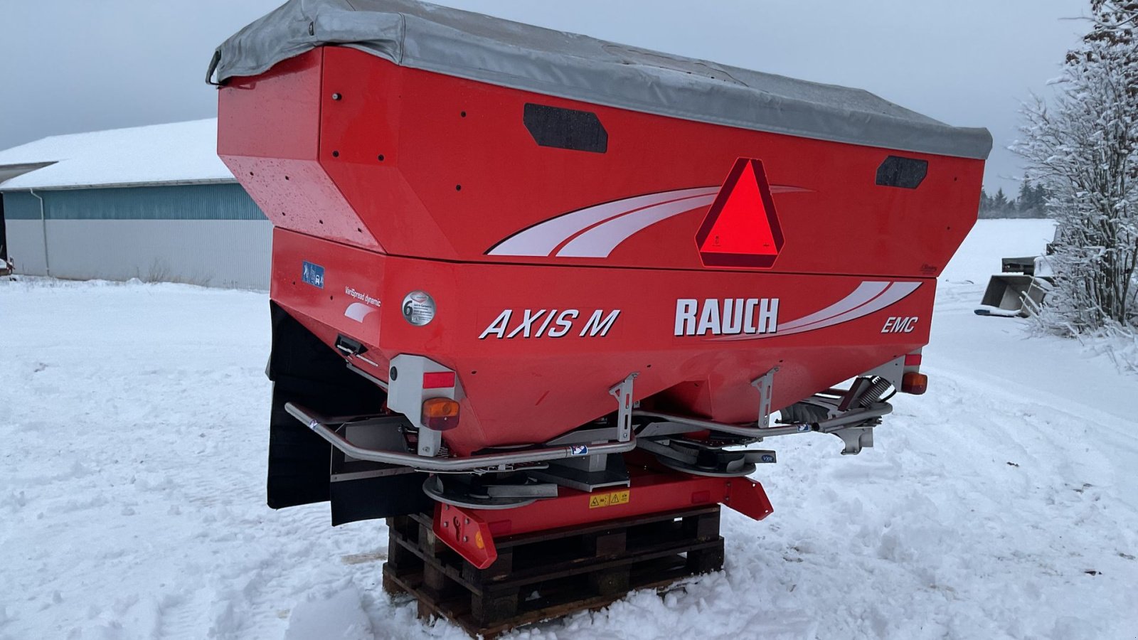 Düngerstreuer типа Rauch Axis M 30.2 EMC, Gebrauchtmaschine в Bording (Фотография 1)