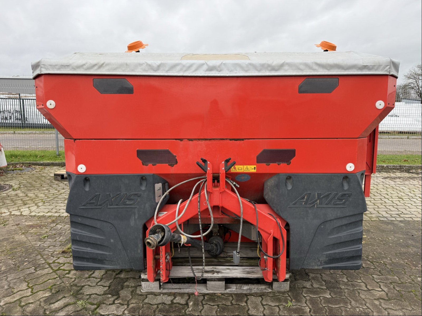 Düngerstreuer du type Rauch Axis M30.2 W, Gebrauchtmaschine en Elmenhorst-Lanken (Photo 3)