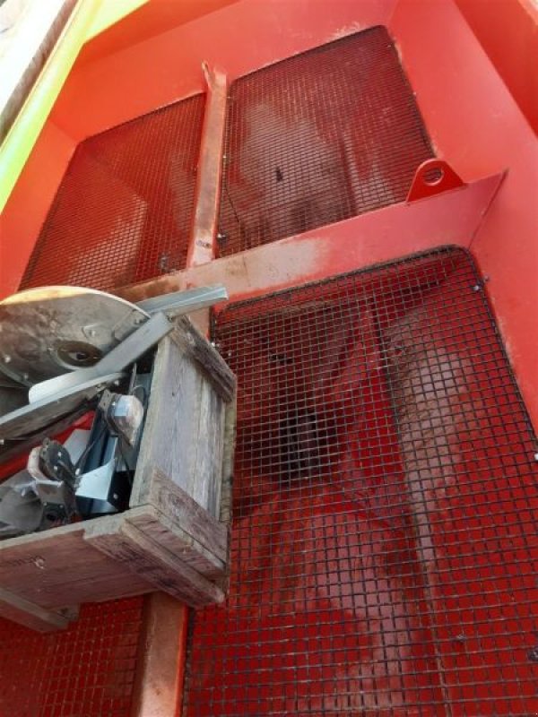 Düngerstreuer typu Rauch GEBR. DÜNGERSTREUER RAUCH REGS, Gebrauchtmaschine v Mockrehna (Obrázek 13)