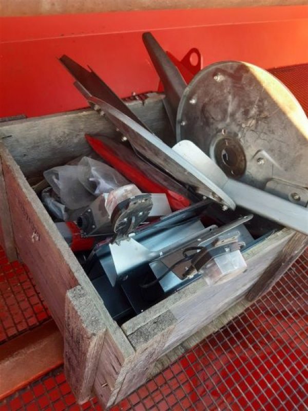 Düngerstreuer typu Rauch GEBR. DÜNGERSTREUER RAUCH REGS, Gebrauchtmaschine v Mockrehna (Obrázek 12)