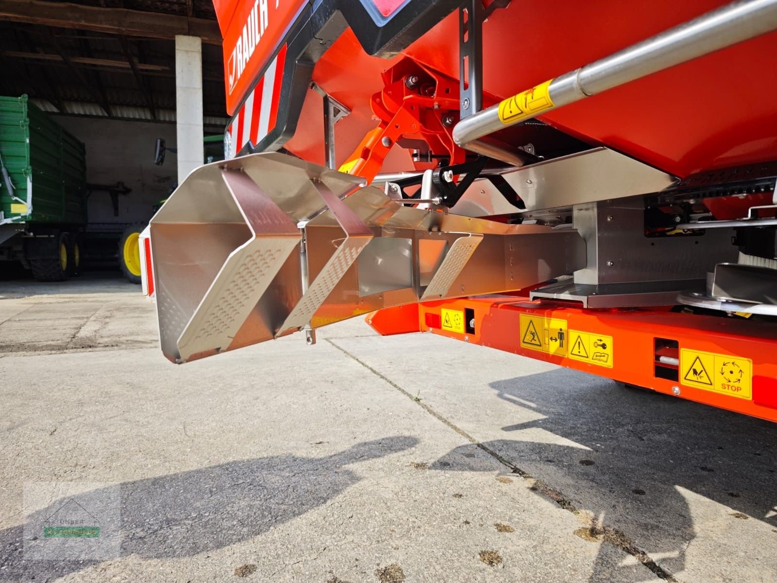 Düngerstreuer des Typs Rauch Grenzstreueinrichtung, Gebrauchtmaschine in Feldbach (Bild 2)