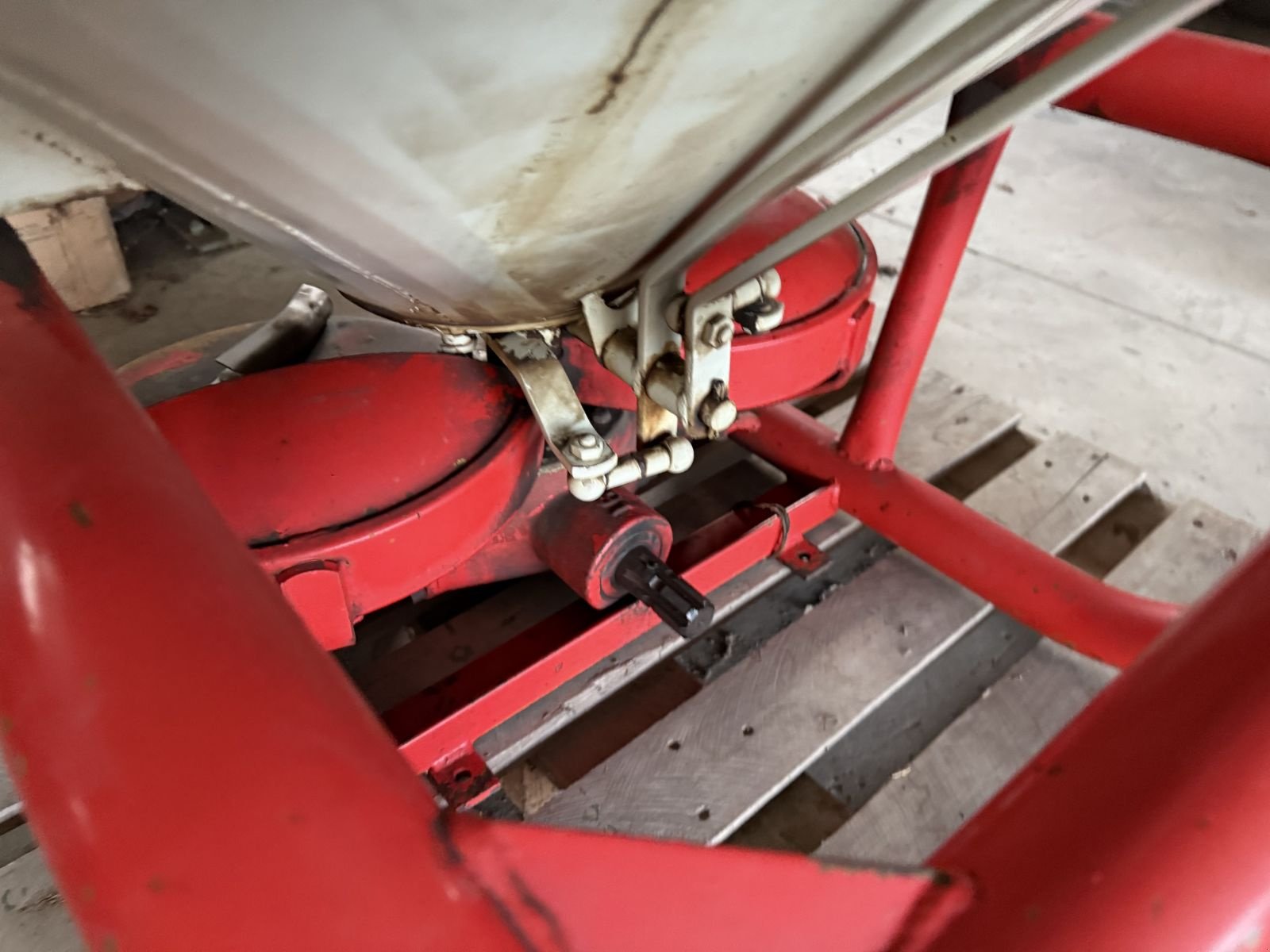 Düngerstreuer des Typs Rauch Komet ZS 450N Streuer, Gebrauchtmaschine in Hohenruppersdorf (Bild 13)