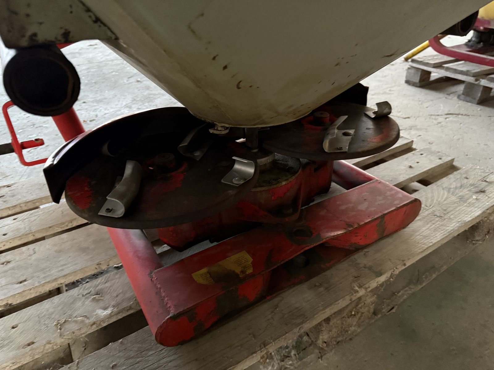 Düngerstreuer des Typs Rauch Komet ZS 450N Streuer, Gebrauchtmaschine in Hohenruppersdorf (Bild 10)