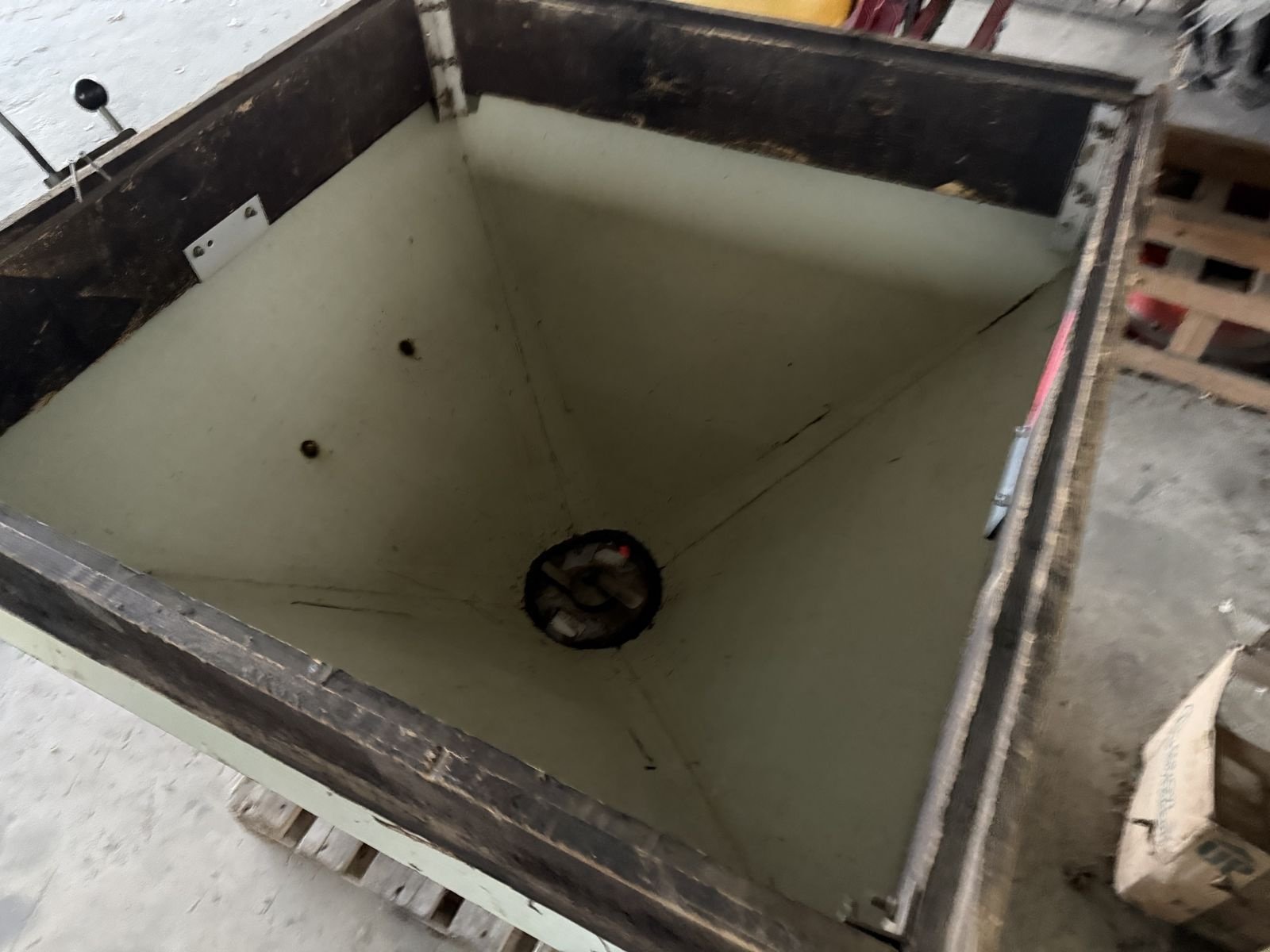 Düngerstreuer des Typs Rauch Komet ZS 450N Streuer, Gebrauchtmaschine in Hohenruppersdorf (Bild 5)