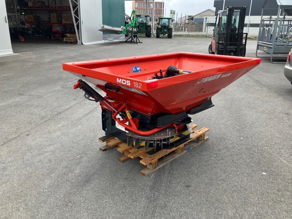 Düngerstreuer van het type Rauch MDS 18.2 + Quantron, Neumaschine in Zwettl (Foto 2)