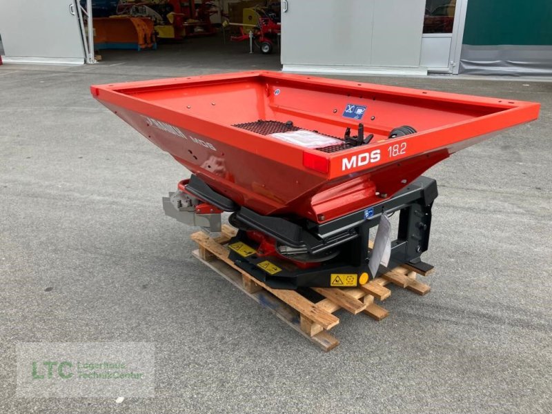 Düngerstreuer del tipo Rauch MDS 18.2 R, Neumaschine In Korneuburg