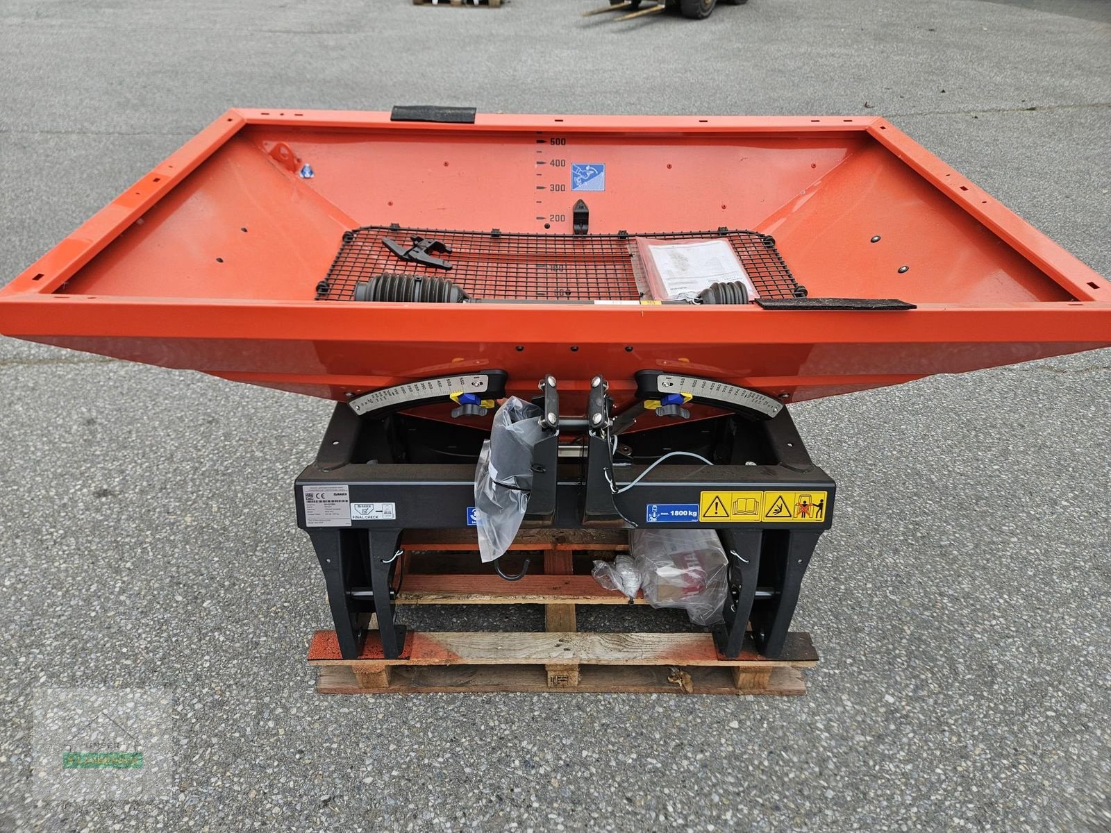 Düngerstreuer des Typs Rauch MDS 18.2, Gebrauchtmaschine in Wies (Bild 3)