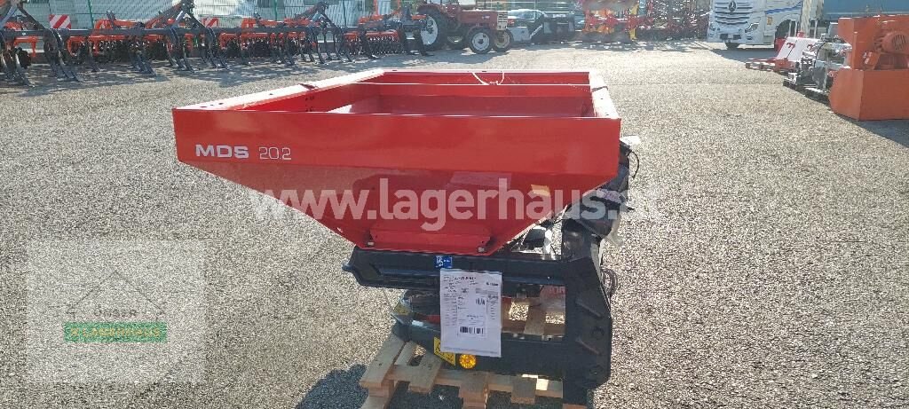 Düngerstreuer des Typs Rauch MDS 20.2 E-CLICK, Neumaschine in Aschbach (Bild 4)