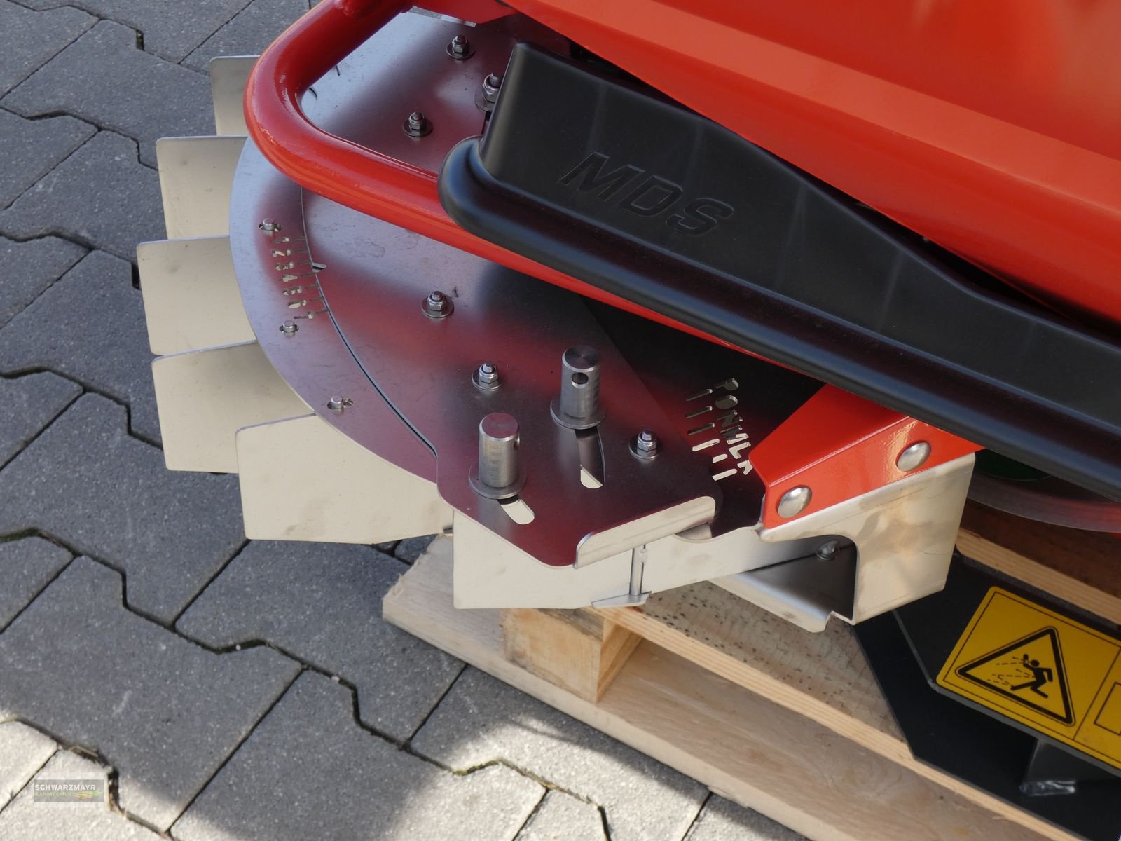 Düngerstreuer des Typs Rauch MDS 20.2 E-Click, Neumaschine in Aurolzmünster (Bild 14)