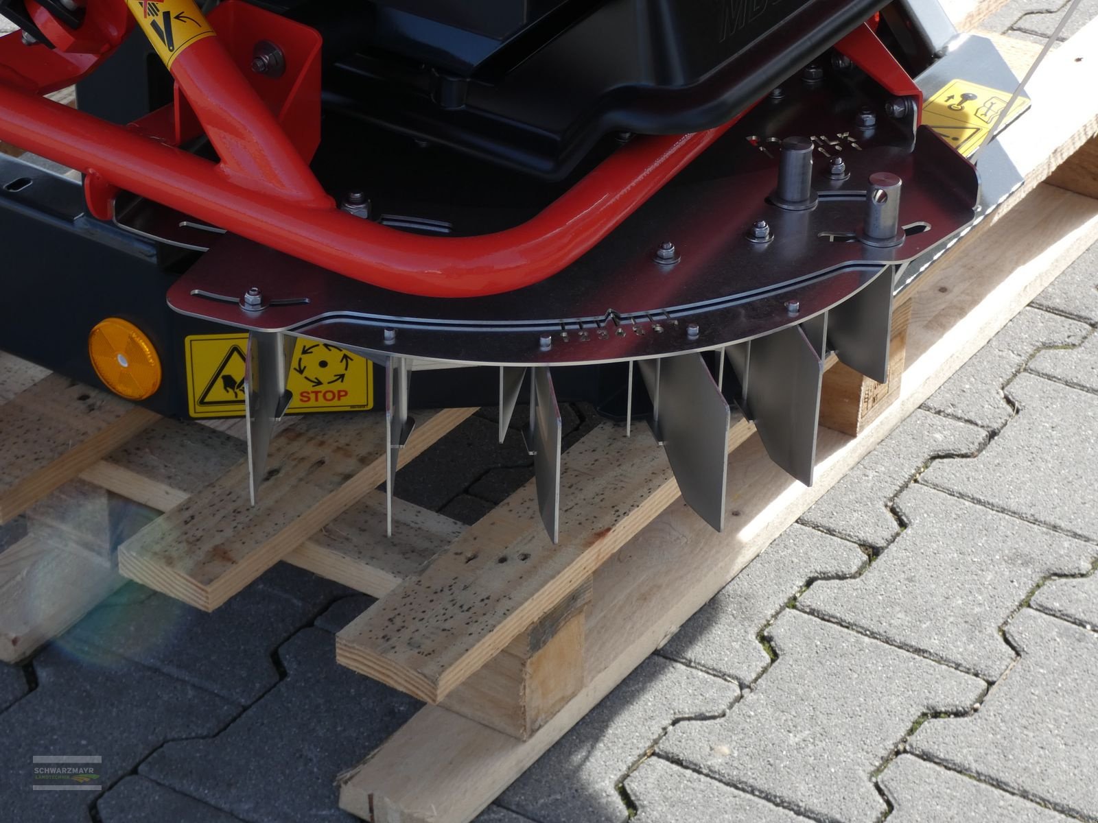 Düngerstreuer des Typs Rauch MDS 20.2 E-Click, Neumaschine in Aurolzmünster (Bild 9)